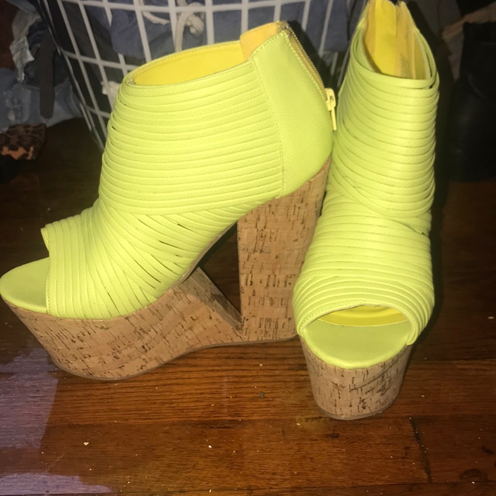 Steven madden bold summer shoe will take offers